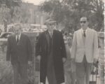 8. Alfonso Frangipane e membri della Società 'Mattia Preti' all'Istituto d'Arte, anni '50